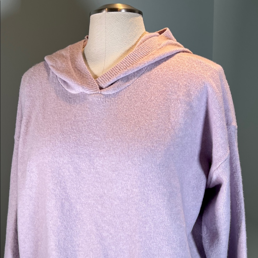 NEW Hollister Lavender Purple Comfy Hooded Lightweight Casual Sweater S